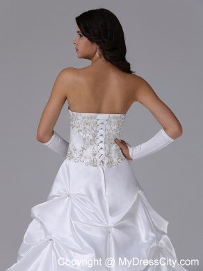 Embroidery Pick Ups Sweetheart Court Train Church Wedding Dresses