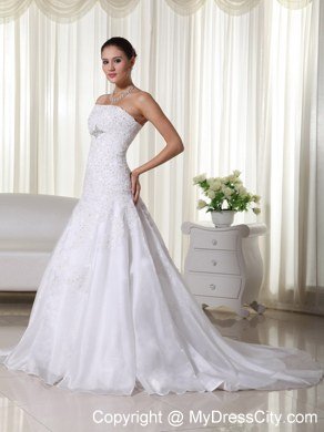 Popular Beaded Lace Court Train Strapless 2013 Garden Wedding Dress