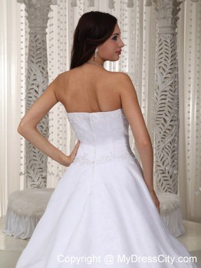 Pick Ups Appliques Court Train Elegant Wedding Dresses for Church