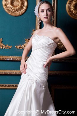 Appliques Ruching Court Train Strapless Garden Wedding Bridal Gown