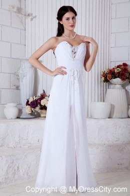 Elegant Sweetheart Beaded Appliques Chiffon Beach Wedding Dresses