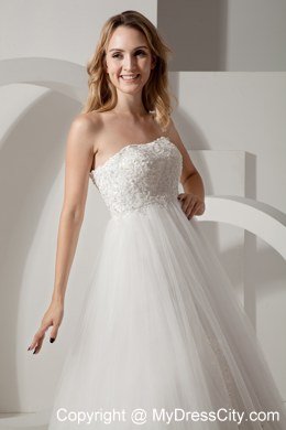 Modest Strapless Brush Train Wedding Dress for Maternity Dress