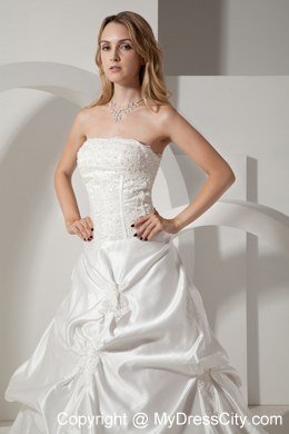 Chapel Train Taffeta Wedding Dress with Appliques and Pick-ups