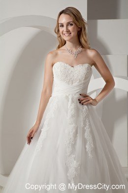 A-line Sweetheart Court Train 2013 Wedding Dress with Lace