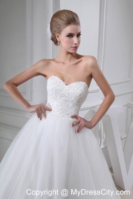 Appliques Sweetheart Chapel Train Wedding Dress for Cheap