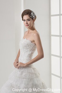 Lace Strapless A-line Wedding Dress With Ruffled Layers