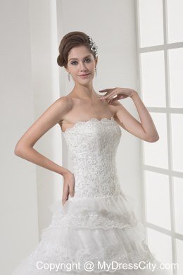 Lace Strapless A-line Wedding Dress With Ruffled Layers