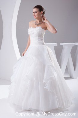 2013 Beautiful Ball Gown Sweetheart Appliques Wedding Dress