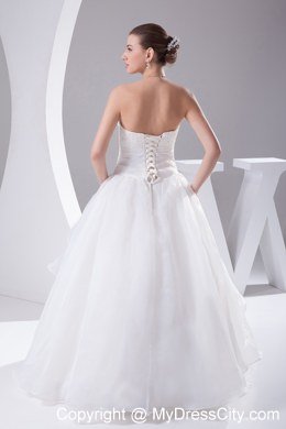 2013 Beautiful Ball Gown Sweetheart Appliques Wedding Dress