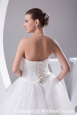 2013 Beautiful Ball Gown Sweetheart Appliques Wedding Dress