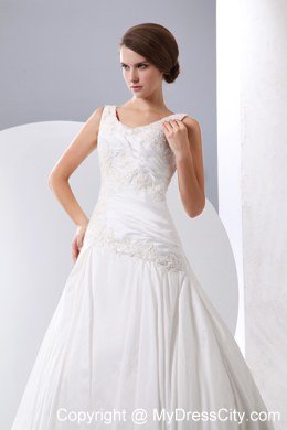 Elegant Scoop 2013 Bridal Dresses with Taffeta Appliques