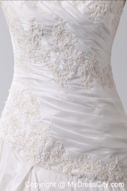 Elegant Scoop 2013 Bridal Dresses with Taffeta Appliques