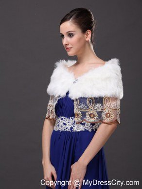 Hottest Faux Fur V-Neck Prom White Rhinestone Wraps / Shawls