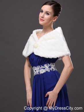 Beautiful Faux Fur Wedding V-Neck Party / Prom / Cocktail Wraps White