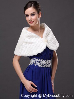 Beautiful Faux Fur Wedding V-Neck Party / Prom / Cocktail Wraps White