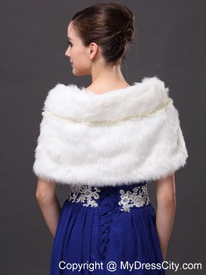 Faux Fur Fashionable V-Neck Wedding Party and Prom Shawls White