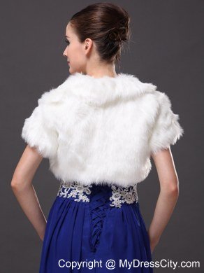 Faux Fur V-Neck Fashionable Wedding Short Sleeves Prom Jacket White