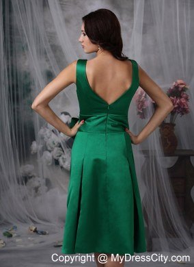 Green Knee-length V-neck Maid of Honor Dress with Satin Bowknot