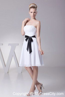 White Ruching Chiffon Bridesmaid Dresses with Black Bowknot