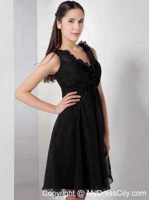 Beautiful Black A-line V-neck Knee-length Maid of Honor Dress