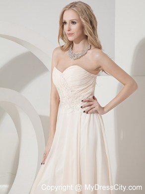 Champagne Column Sweetheart Chiffon Bridesmaid Dress with Appliques