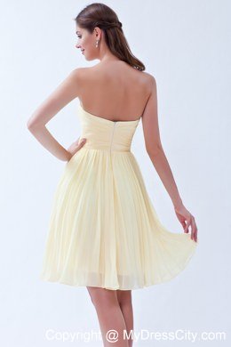 Sweetheart Pleated Knee-length Chiffon Bridesmaid Dress in Light Yellow