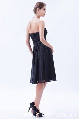 Ruched Strapless Knee-length Bow Bridesmaid-dresses in Black