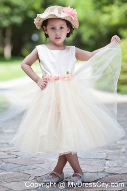 Ball Gown Taffeta and Tulle Little Girl Dress with Handle Flowers