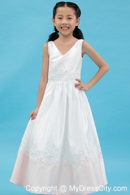 A-line V-neck Appliques Accent Flower Girl Dress in Ankle-length