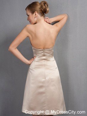 A-line Champagne Satin Mother Of The Bride Dress Strapless Knee-length