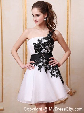 Black Appliques One Shoulder Mini-length White Prom Party Dresses