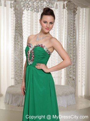 Pretty Sweetheart Beaded Ruching Green Chiffon Junior Prom Dress