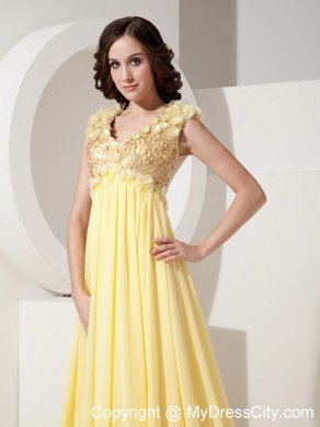 Sequined V-neck Chapel Train Prom Dresses with Floral Embellishment