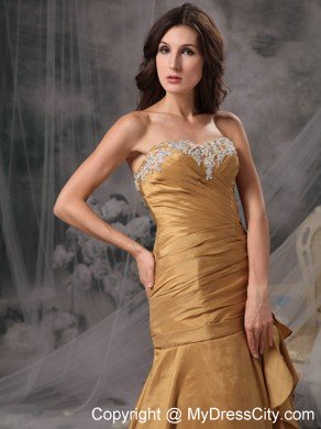 Pretty Sweetheart Appliques Ruching Gold Formal Prom Dresses