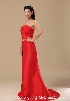 Simple Sweetheart Ruching Brush Train Red Formal Prom Dresses