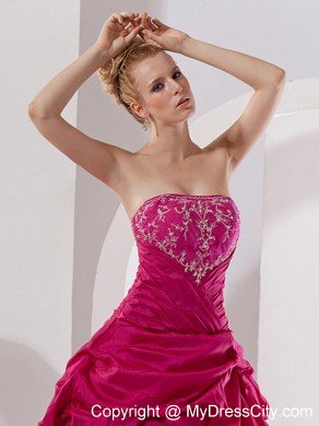 Quinceanera Dress of Hot Pink A-line and Embroidry