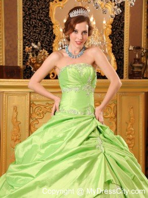 Bright Spring Green Strapless Beading Dress for Sweet 16