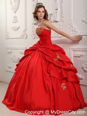 Customize Red Sweetheart Appliqued Sweet 15 Dresses