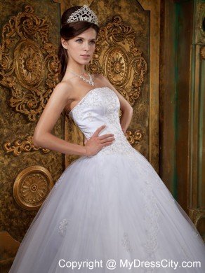 White Strapless Lace Quinceanera Dress 2013 on Sale