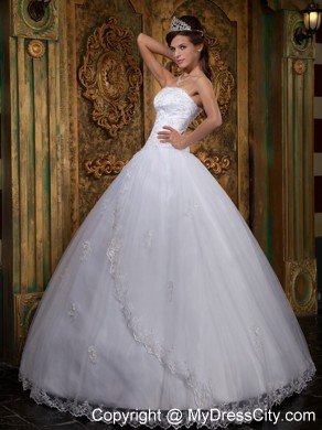 White Strapless Lace Quinceanera Dress 2013 on Sale