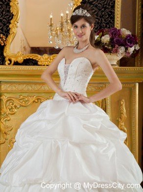 Elegant Strapless White Taffeta Quinceanera Dress Beaded