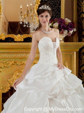 Elegant Strapless White Taffeta Quinceanera Dress Beaded