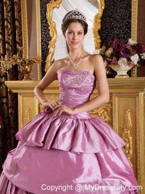 Vintage-inspired Strapless Quinceanera Dress Full-length