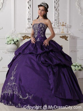 Purple Strapless Taffeta Sweet 15 Dresses for Girls