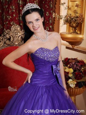 Sweetheart Beaded Sweet 16 Dresses with Bowknot