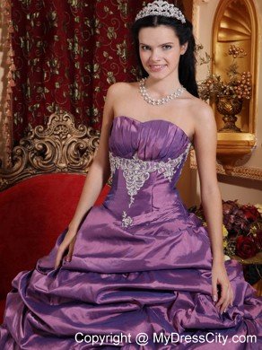 Discount Taffeta Appliques Sweet sixteen dresses with Pick-ups