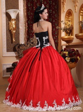 Cheap Red and Black V-neck Appliques Sweet Sixteen Dresses