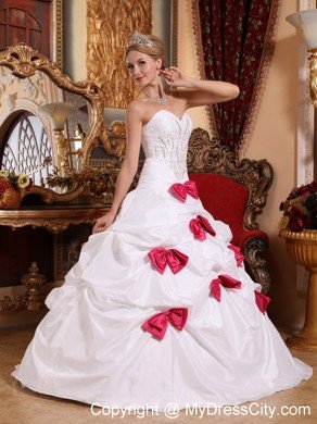 A-line Sweetheart Taffeta Beading and Bowknots Quinceanera Dress