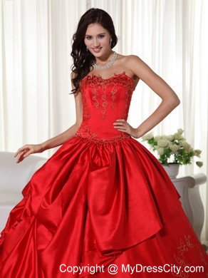 Gorgeous Sweetheart Embroidery Quinceanera Dress in Red Color