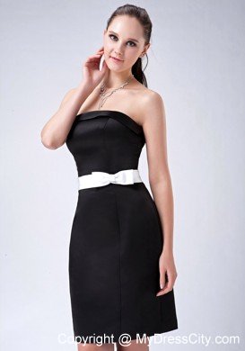 Chic Strapless Mini Black Evening Dresses with White Bow